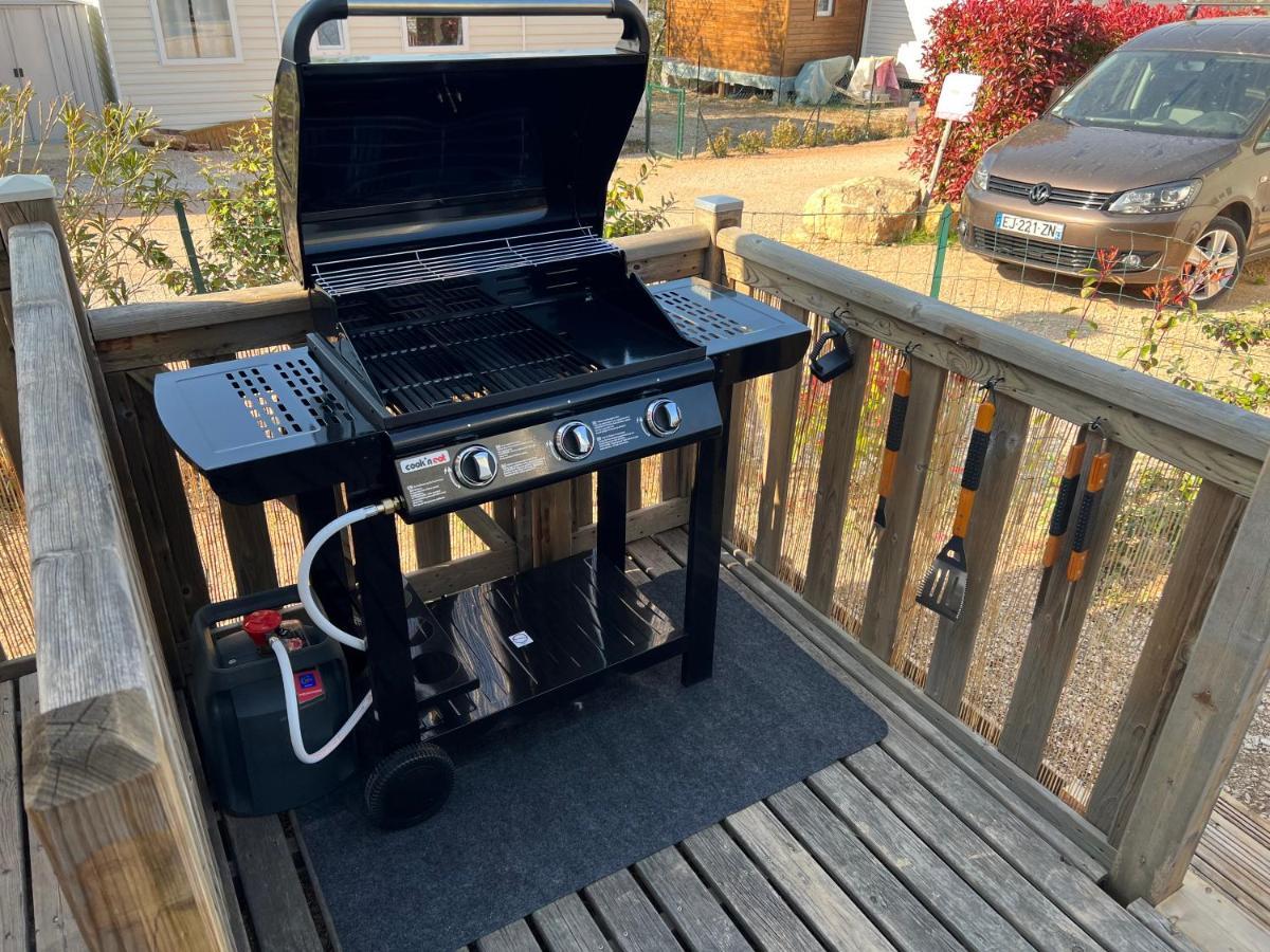 Joli Mobil-Home De Vacances, Ideal Pour Les Familles Rocbaron 外观 照片