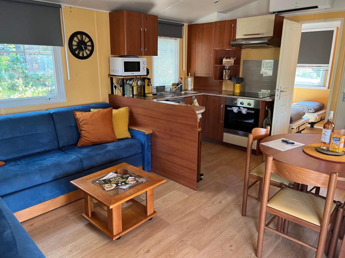 Joli Mobil-Home De Vacances, Ideal Pour Les Familles Rocbaron 外观 照片